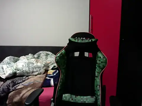 Matthew24144 online show from January 18, 2026, 5:39 pm