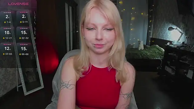 yourlovelyeve online show from April 4, 2026, 7:11 pm