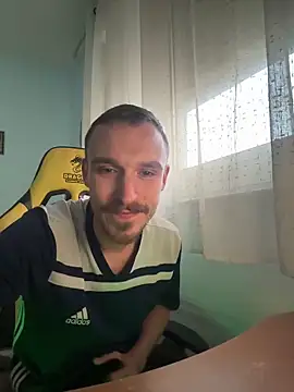 Snapshot of TheMaskShow chatting on April 8, 2026, 3:45 pm TheMaskShow online show from April 8, 2026, 3:45 pm