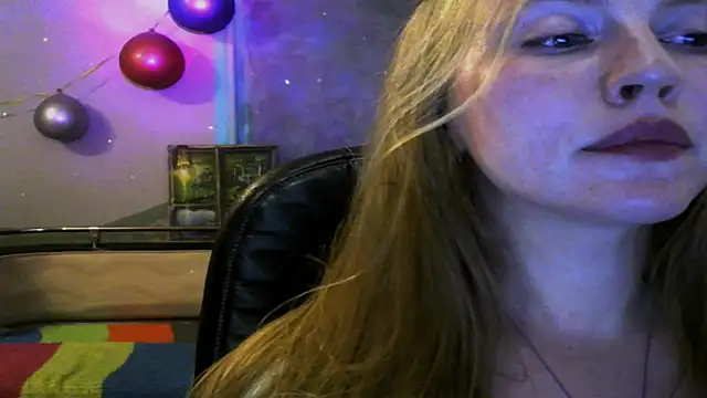 Snapshot of Space_Girls_699 chatting on June 6, 2026, 4:23 pm Space Girls 699 online show from June 6, 2026, 4:23 pm
