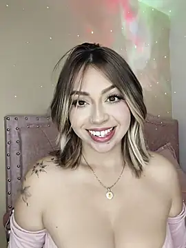 BellaDonna 16 online show from May 14, 2026, 1:01 am