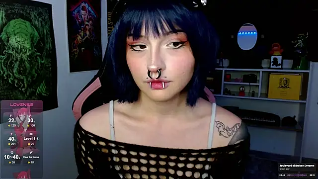 neena nyx  online show from June 7, 2026, 2:05 am