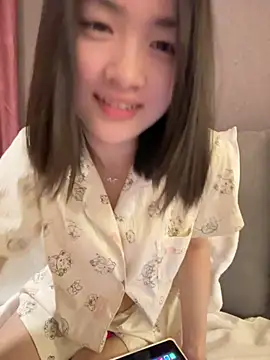 Snapshot of miaomiaou_ chatting on February 5, 2026, 12:21 pm miaomiaou online show from February 5, 2026, 12:21 pm