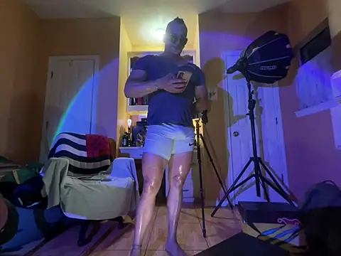daddydonkey84 online show from June 12, 2026, 4:11 am