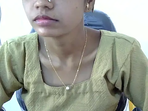 Snapshot of Kulsum_S chatting on March 11, 2026, 10:54 am Kulsum S online show from March 11, 2026, 10:54 am