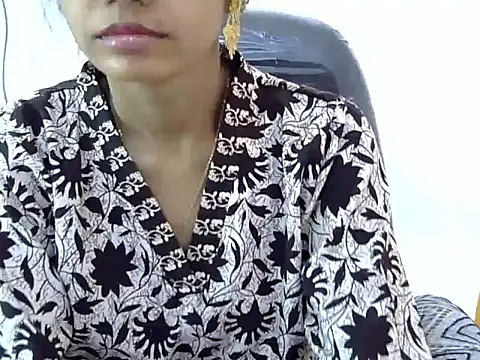 Snapshot of Kulsum_S chatting on March 20, 2026, 10:20 am Kulsum S online show from March 20, 2026, 10:20 am
