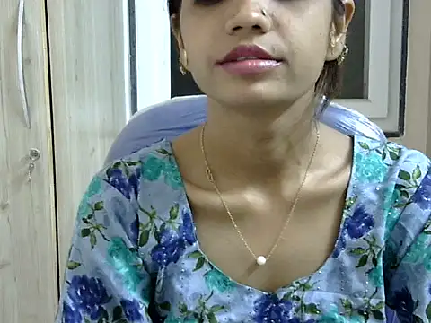 Snapshot of Kulsum_S chatting on March 27, 2026, 1:00 pm Kulsum S online show from March 27, 2026, 1:00 pm