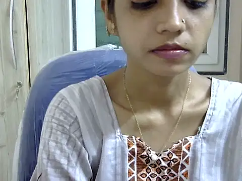 Snapshot of Kulsum_S chatting on March 28, 2026, 12:38 pm Kulsum S online show from March 28, 2026, 12:38 pm