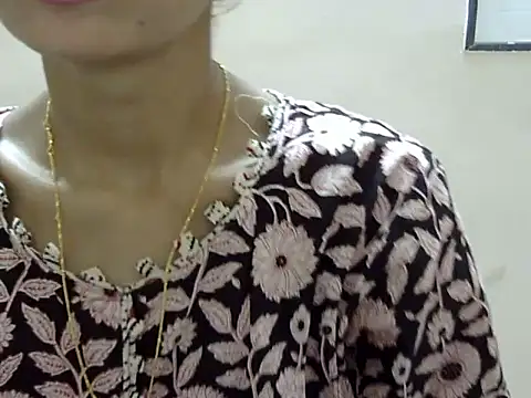 Snapshot of Kulsum_S chatting on May 9, 2026, 1:05 pm Kulsum S online show from May 9, 2026, 1:05 pm