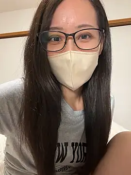 Snapshot of yui__yuichan chatting on July 8, 2026, 10:09 am yui yuichan online show from July 8, 2026, 10:09 am