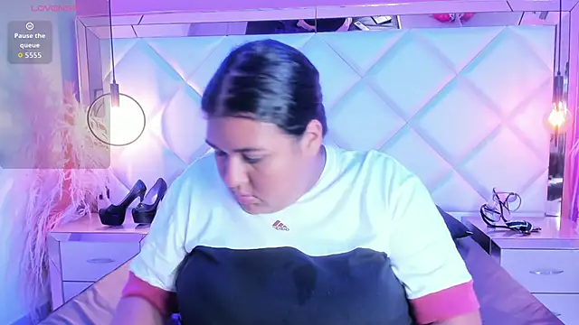 Snapshot of Dojaaiisha chatting on April 8, 2026, 10:54 pm Dojaaiisha online show from April 8, 2026, 10:54 pm