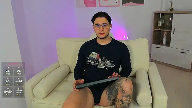 Massimo Fiore online show from February 17, 2026, 1:40 pm