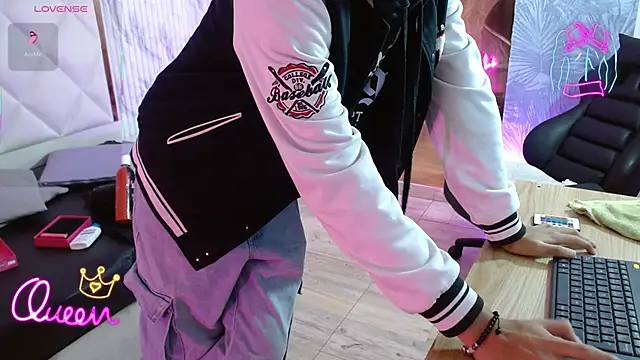 osamu tay online show from February 5, 2026, 11:37 am