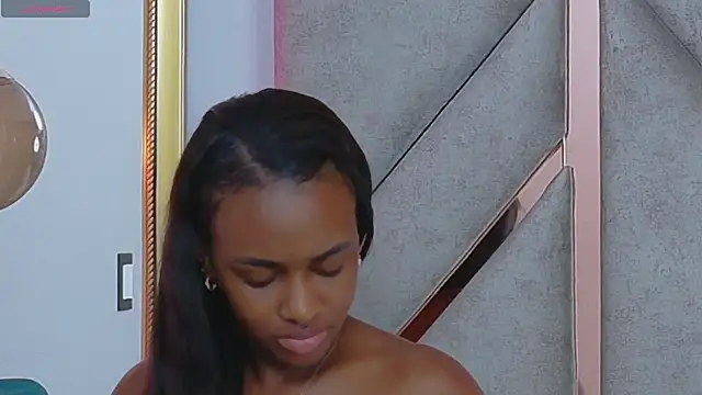 Sally-Noa online show from March 13, 2026, 1:29 pm