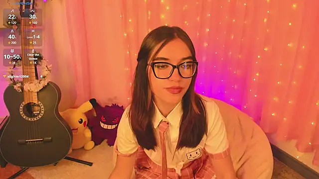 MaJo Prettty online show from April 13, 2026, 5:40 pm