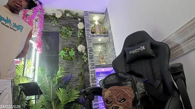 Rpoolrboy online show from February 24, 2026, 8:07 pm