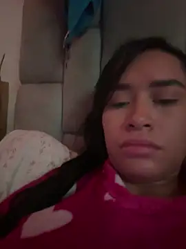 Snapshot of Zoe_dim chatting on February 19, 2026, 3:35 am Zoe dim online show from February 19, 2026, 3:35 am