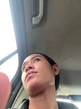 Snapshot of Zoe_dim chatting on February 19, 2026, 7:21 pm Zoe dim online show from February 19, 2026, 7:21 pm