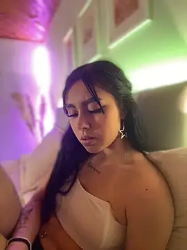 scarlett pinkk1 online show from February 5, 2026, 3:22 am