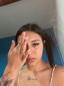 scarlett pinkk1 online show from February 8, 2026, 3:21 am