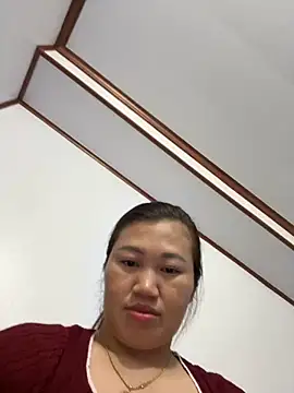 Snapshot of Puka2001 chatting on February 18, 2026, 6:42 am Puka2001 online show from February 18, 2026, 6:42 am