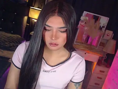 Snapshot of Katezorah chatting on February 25, 2026, 6:50 pm Katezorah online show from February 25, 2026, 6:50 pm