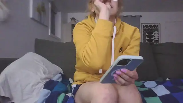 SpicyNatashaXO online show from June 26, 2026, 3:44 am