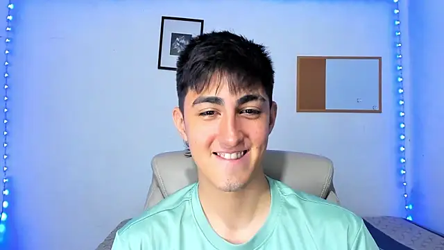 babyted272 online show from March 25, 2026, 5:02 am