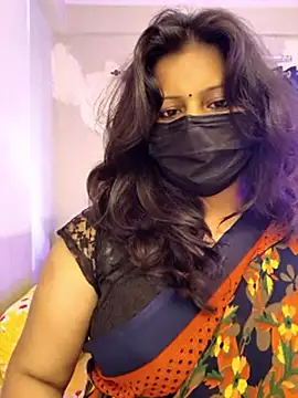 noty girl2 online show from May 5, 2026, 6:32 am