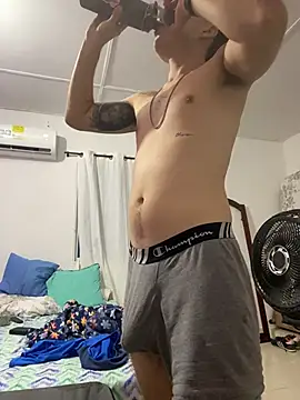 Snapshot of vanilla_Kush chatting on February 20, 2026, 6:26 am vanilla Kush online show from February 20, 2026, 6:26 am