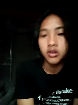 Snapshot of Hoa-tuylip chatting on March 1, 2026, 1:40 am Hoa-tuylip online show from March 1, 2026, 1:40 am