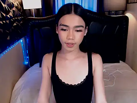 ItsurGirlMiana online show from February 28, 2026, 1:39 am