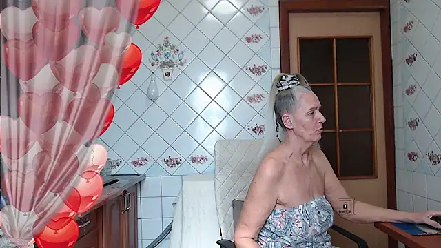 Snapshot of lukerya chatting on March 22, 2025, 8:08 am lukerya online show from March 22, 2025, 8:08 am