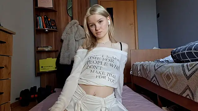 ChongTreece online show from March 21, 2026, 8:19 am