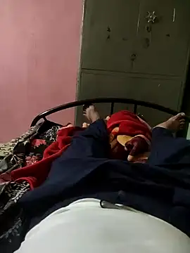 jesse pinkman99 online show from February 9, 2026, 7:18 pm