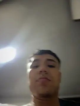 CreamKingg online show from February 1, 2026, 3:05 am