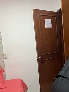 Violet rousse7 online show from April 8, 2026, 3:17 am