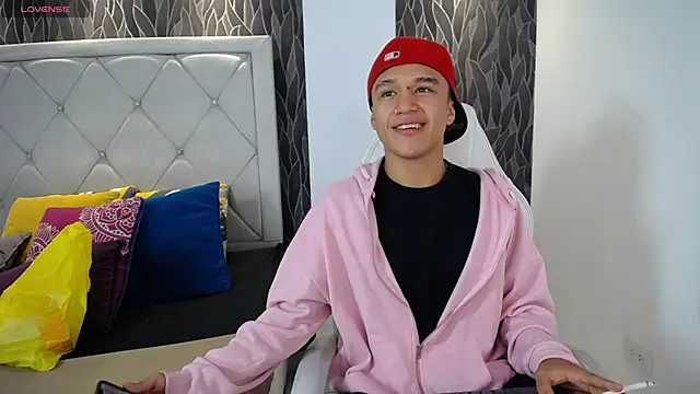 Dominik Souza online show from February 6, 2026, 1:25 pm