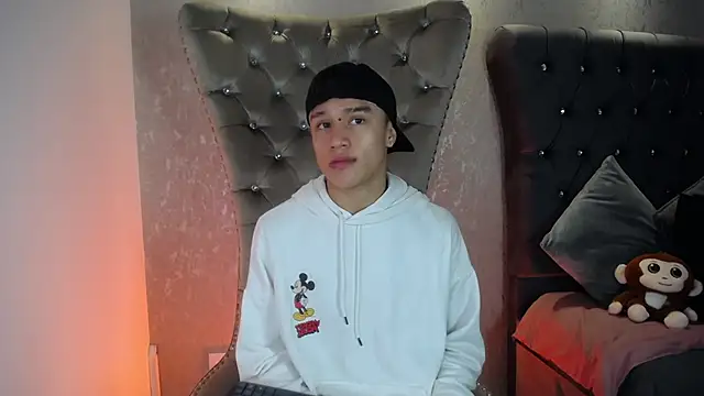 Dominik Souza online show from March 25, 2026, 8:15 pm