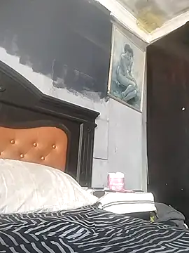 candy1625 online show from February 8, 2026, 8:07 am