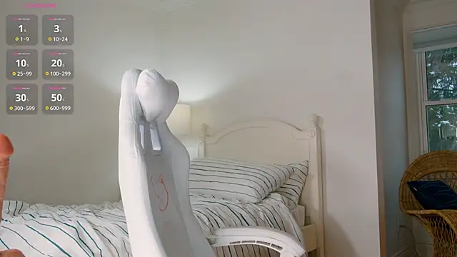 Snapshot of naughtytilly chatting on January 12, 2025, 9:40 pm naughtytilly online show from January 12, 2025, 9:40 pm