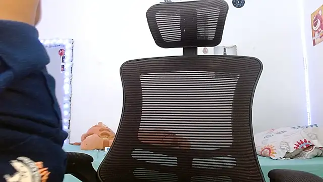 Snapshot of Lolitaa__VIP chatting on January 31, 2026, 7:11 pm Lolitaa VIP online show from January 31, 2026, 7:11 pm