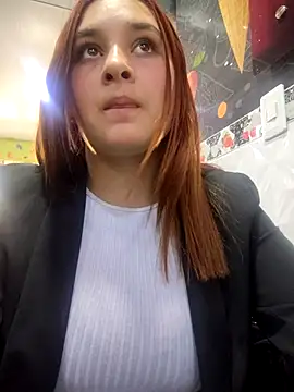 katty 42 online show from March 3, 2026, 9:42 pm