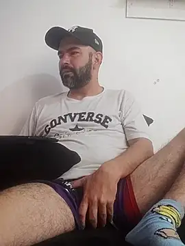 hairyandbigmann online show from February 2, 2026, 3:22 pm