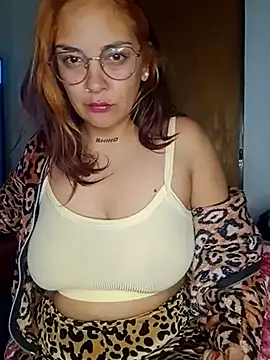 Snapshot of kuramaqueen chatting on July 7, 2026, 4:26 am kuramaqueen online show from July 7, 2026, 4:26 am