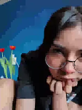 Snapshot of Sienna_Gol chatting on February 3, 2026, 8:14 pm Sienna Gol online show from February 3, 2026, 8:14 pm