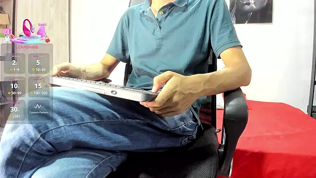 milo cruz  online show from April 25, 2026, 5:10 am