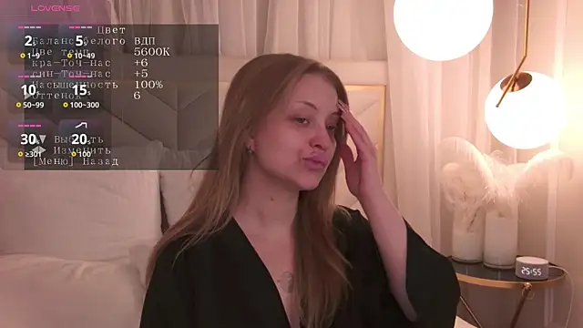 Snapshot of MollyHilton chatting on February 19, 2026, 6:26 pm MollyHilton online show from February 19, 2026, 6:26 pm