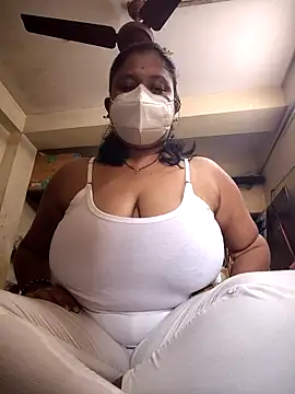 Curvy Trisha online show from February 6, 2026, 5:23 am