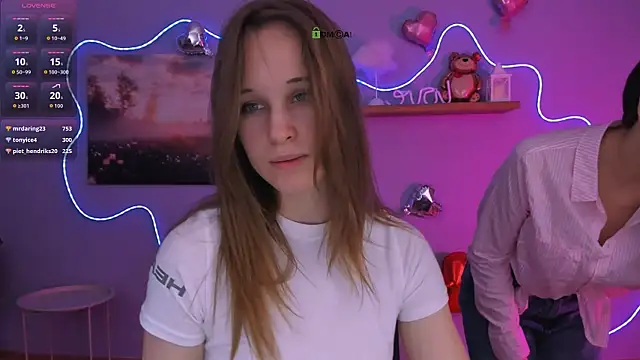 Snapshot of eira_mouse chatting on February 18, 2026, 5:09 pm eira mouse online show from February 18, 2026, 5:09 pm